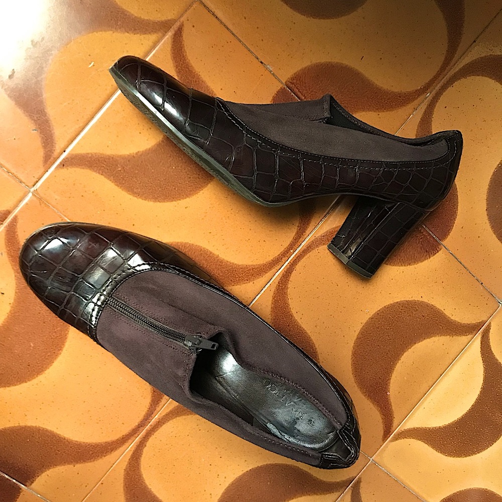 Franco Sarto shoes brown patent leather with zipper large size 12